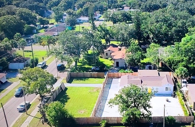 Entire, Beautiful Home In Gulfport/St Pete. 4 King Bedrooms with 3 Bathrooms