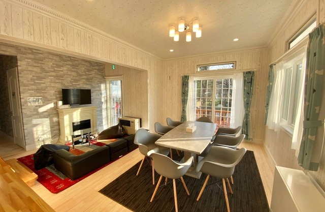 Entire building reserved Newly built American house within walking distance of Karuizawa Shopping / Kitasaku-gun Nagano