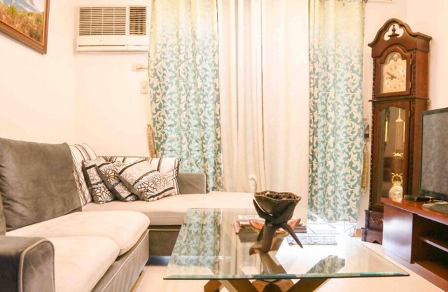 Condominio completo en el corazón de Manila para alquiler