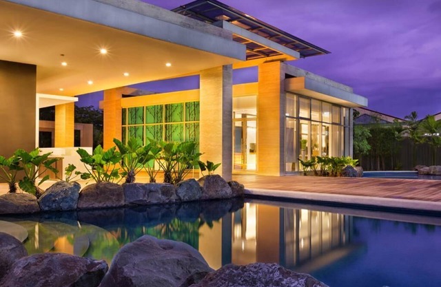 Entire Condo Resort near BGC, Ortigas, FAST WI-FI