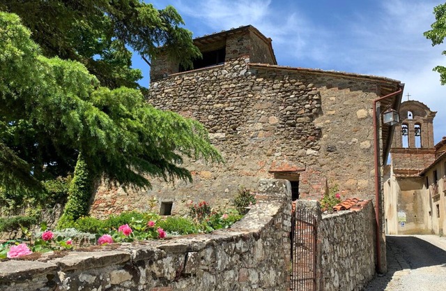 Entire home hosted by Agriturismo Castello Di Montozzi