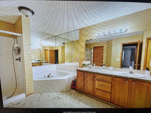 Entire Home in Rosemount, Minnesota