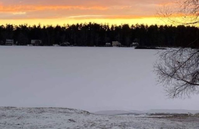 Entire Home on Lake Ivanhoe East Wakefield, NH