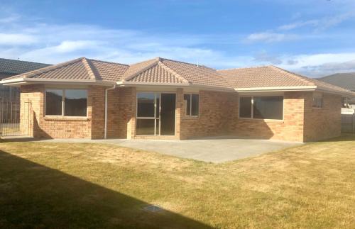 Entire House!3Bedroom,2 Bathroom, Fully FencedYard