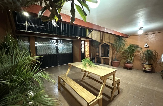 Casa completa a 8 mins del metro Impulsora