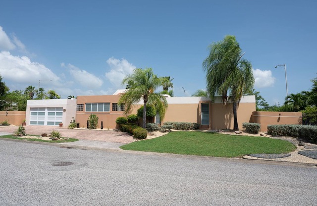 Entire house at gated comunity in Ponce Puerto Rico! Has gas power generator!