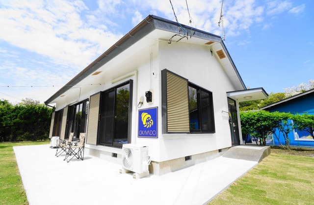 Entire house rental nestled in a quiet, lush area of Izu Oshima｜BBQ & Bonfire available