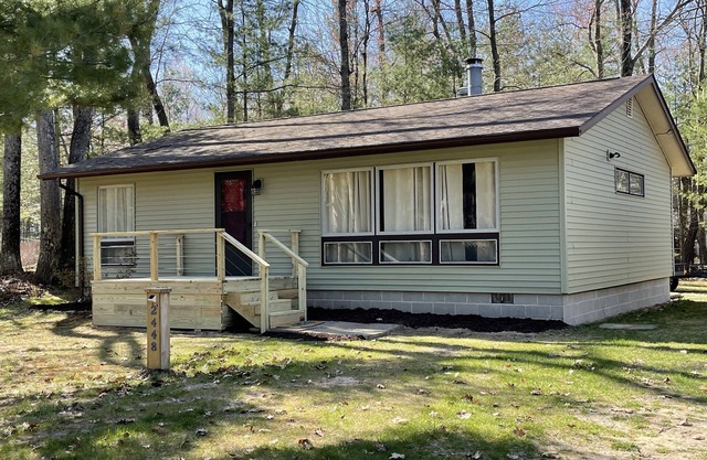 Entire house steps from the beach