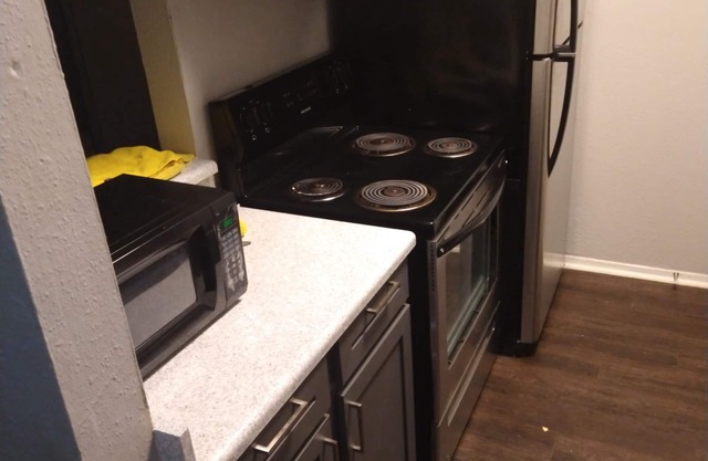 Entire one bedroom apartment