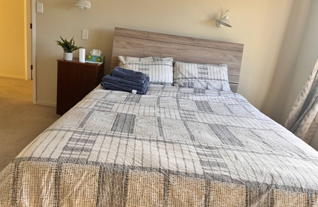 Entire top floor of the house with privacy+views+mini kitchenette Premium stay.