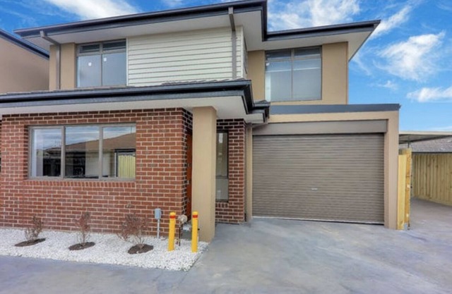 Entire two bedroom Beautiful Townhouse
