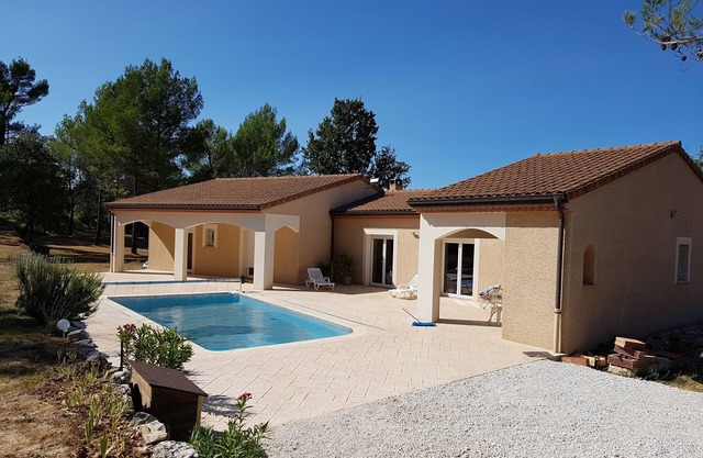 Entre Pins et Soleil - Maison avec piscine privée
