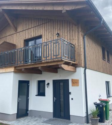 Entspannen im Holzchalet mit Panoramablick, Ruhe und Infrarotsauna