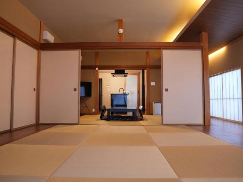 Enya Izumo - Vacation STAY 31791v