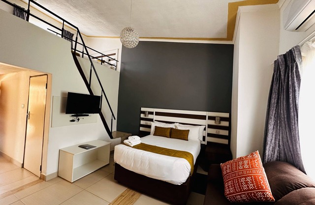 Epanga Apartments