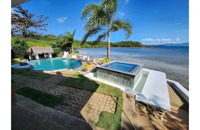 Epic Oceanfront Vista Puerto Galera Beach Villa