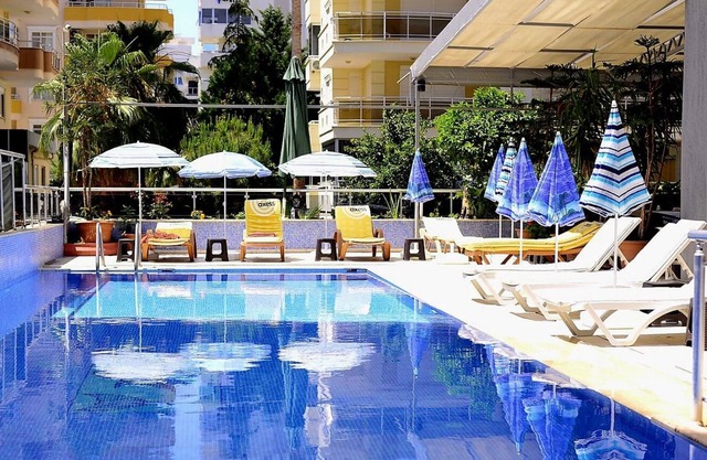Eras Hotel