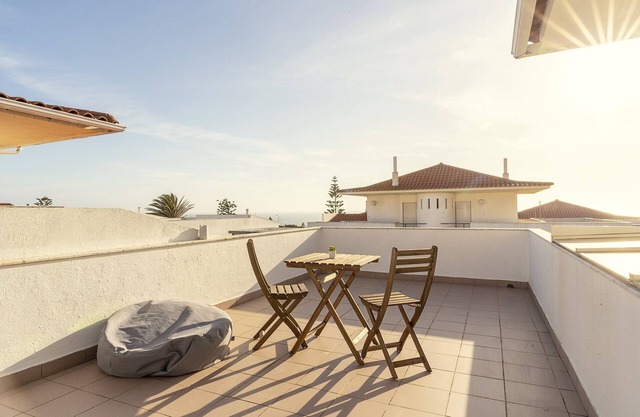 Ericeira Paradise House & Suites