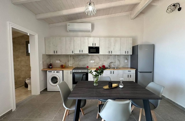 Eris Apartment - 2 Bedroom Apartment
