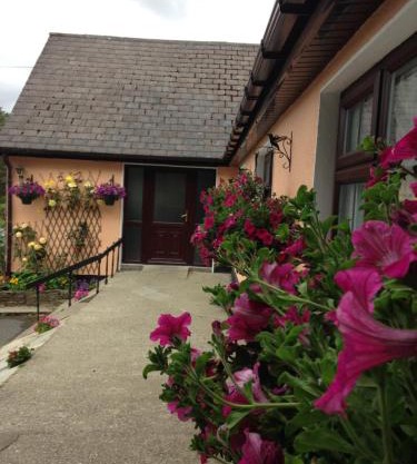 Eriu Lodge