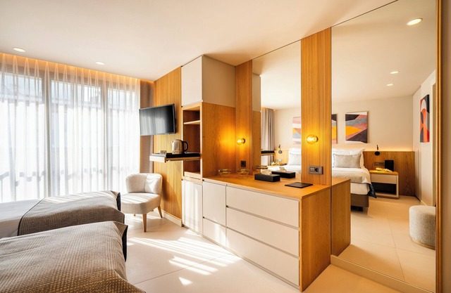 Erk Hotel