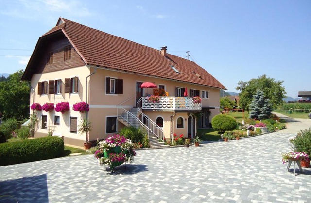Erlebnisbauernhof Tschom