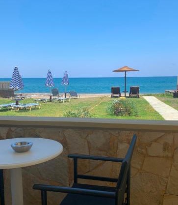 Ermis Suites