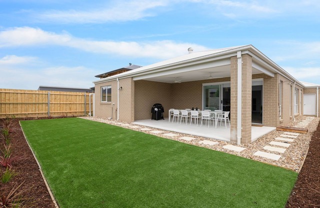 Escape by the Bay in Coronet Bay