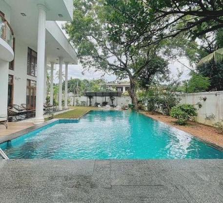 Escape to Luxury