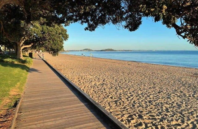 Escape to Kohi Cottage - Your Beachside Haven