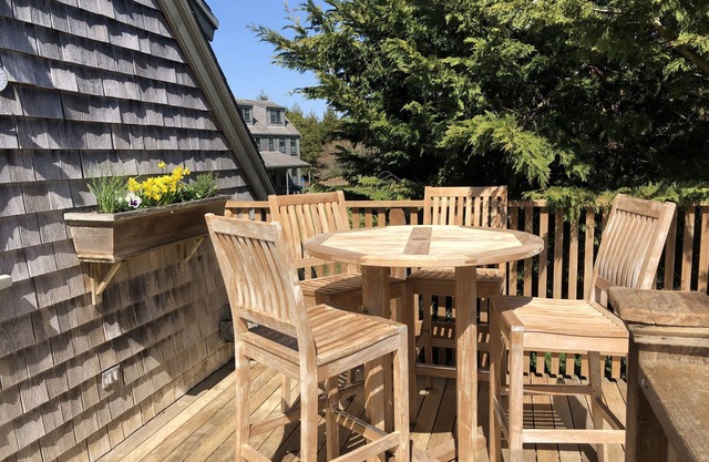 Escape to Nantucket's charm, just a 6-min drive from Surfside Beach