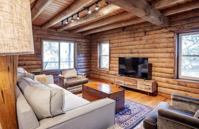 Escape to the Hill Country at Broken Oaks Ranch
