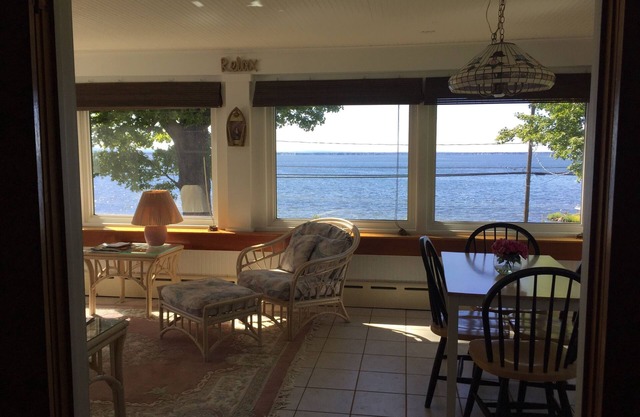 ¡Escape al lago con familia y amigos! Hermosa casa en Oneida Lake!