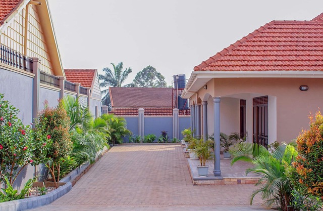 Escape to Tranquility. A homely place close to everything but hidden from view.