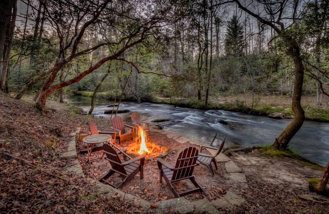 Escape to Water Dance - Riverfront Fire Pit | Hot Tub | Foosball