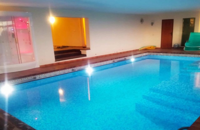 Escapada con piscina y vistas