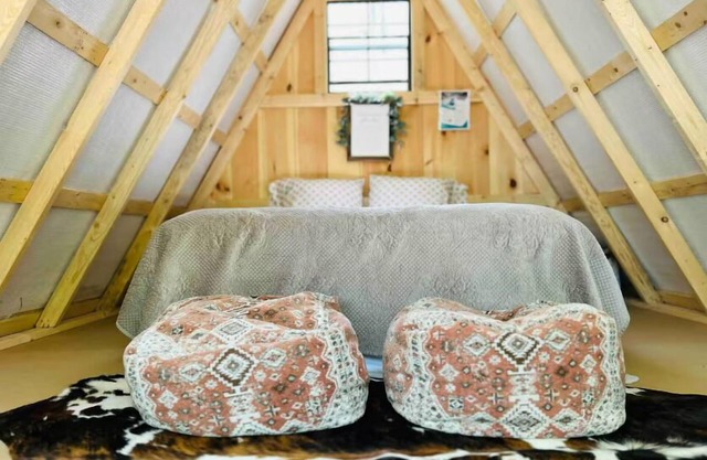 Escapology - Delightful 1 bedroom A-frame cabin