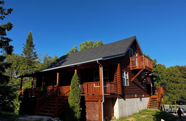 Escarpment Heights Motel
