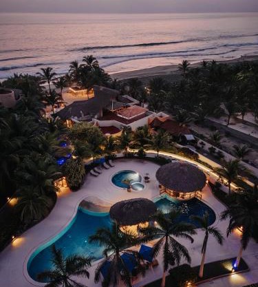 Escondite Condominios
