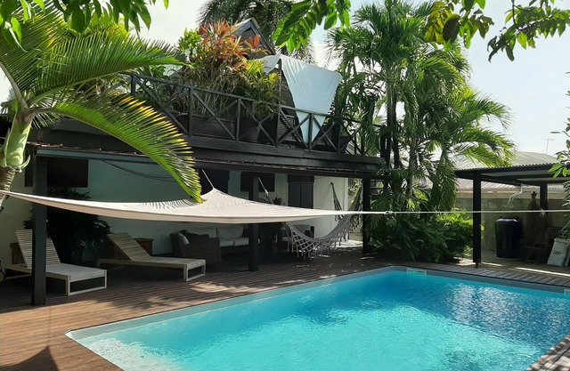 ESPACE CASE / APARTMENT IN PRIVATE RESIDENCE WITH SWIMMING POOL