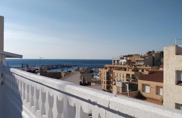 Espacioso Dúplex con Vistas al Mar
