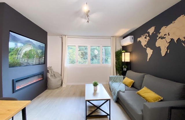 Espectacular Apartamento Con Vistas En Escaldes - 10min Caminando Al Centro - Parking Gratis l by BonesVacances