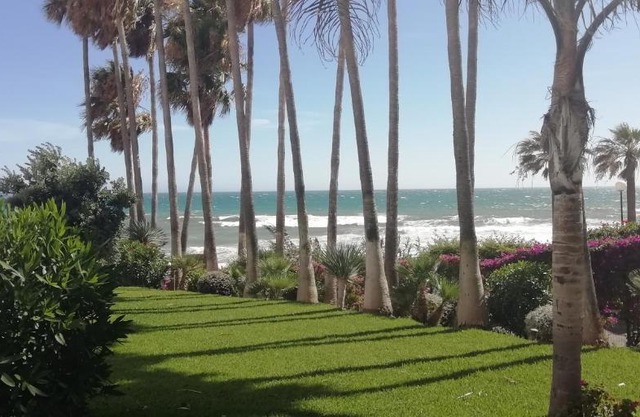 Espectacular apartamento primera linea de playa