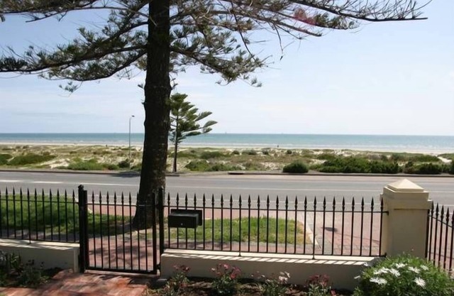 Esplanade Beach House