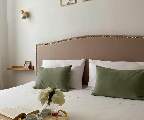 Essence Apartment