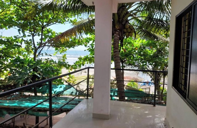 Est Hem Guesthouse Arambol