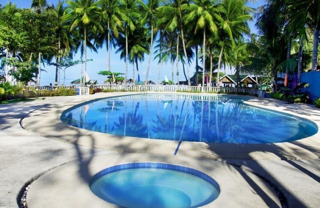Estaca Bay Gardens Conference Resort powered by Cocotel