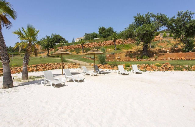 Estate with 9 bedrooms and WiFi, fitness room in awesome Loule