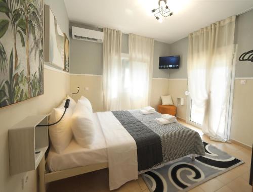 Estelle Home