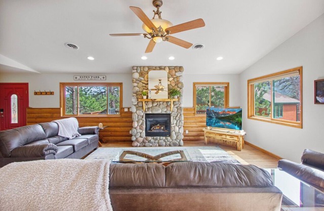 Estes Park - Fireside Retreat - Close to Downtown and RMNP - #6207